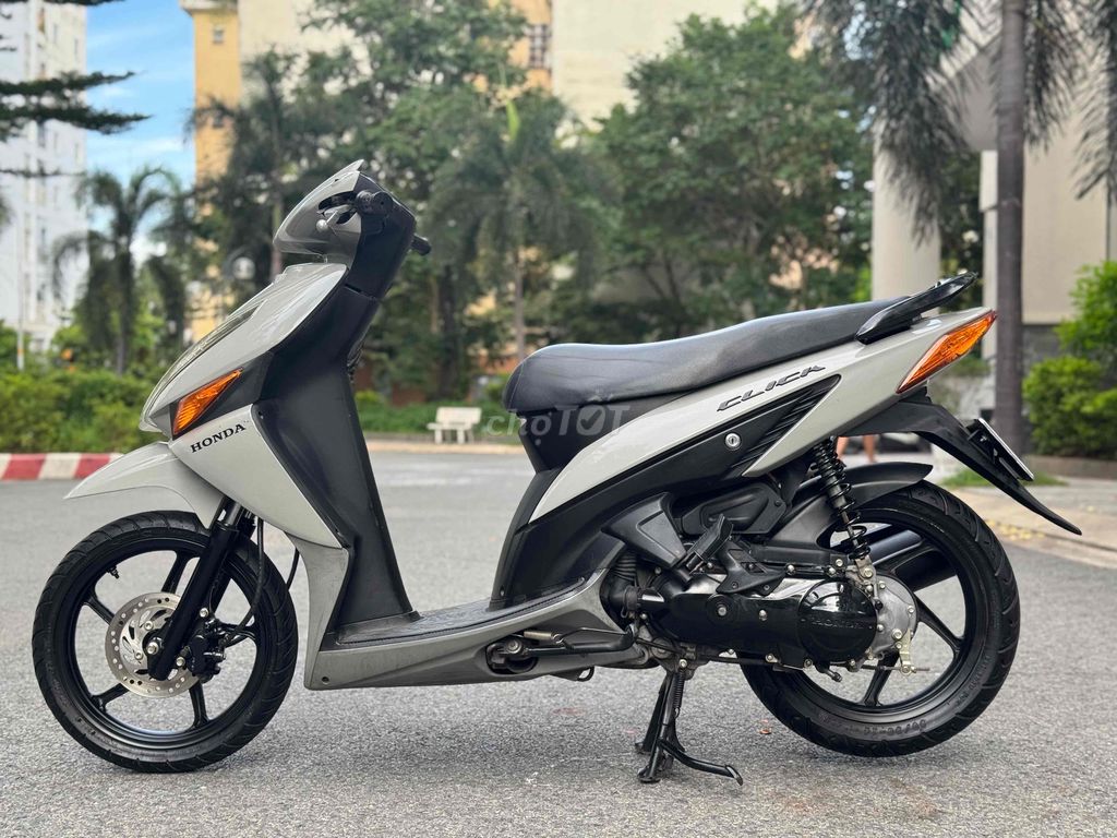 💥Honda Click 2010 BSTP chính chủ nguyên zin. Mua bán Xe máy tại Quận 12 Tp Hồ Chí Minh được đăng bởi XE MÁY HẢI THANH hình 4