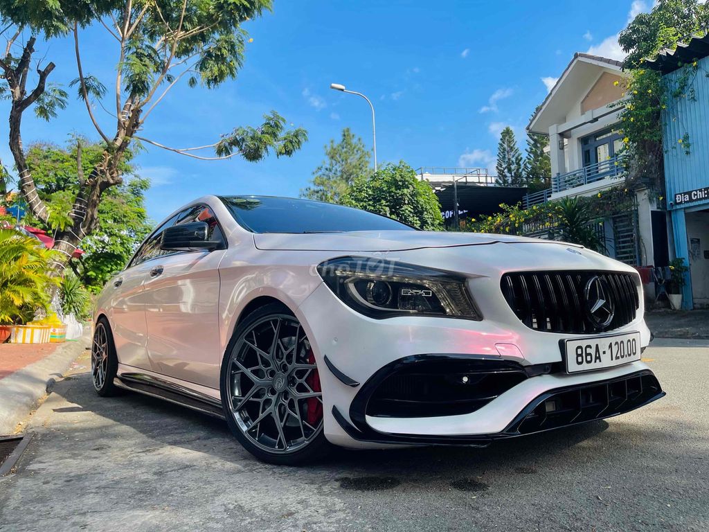 Mercedes Benz CLA 45 AMG sản xuất 2015. Mua bán Ô tô tại Thành phố Thủ Đức Tp Hồ Chí Minh được đăng bởi Nguyễn Lê Hưng hình 3