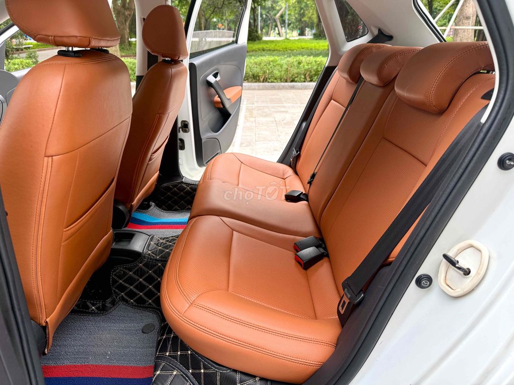 Volkswagen Polo 1.6 AT 2015. Mua bán Ô tô tại Quận Long Biên Hà Nội được đăng bởi Thế Anh hình 15