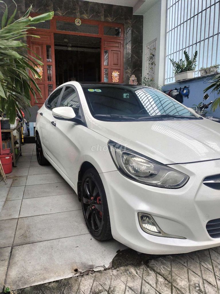 Giá nào cũng bán Hyundai accent 2011 số tự động. Mua bán Ô tô tại Thành phố Biên Hòa Đồng Nai được đăng bởi Dương  hình 14