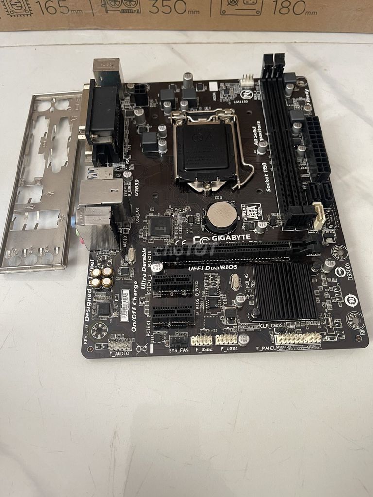 Main Gigabyte H81M-DS2 còn đẹp Có Chặn main đầy đủ. Mua bán Linh kiện (RAM, Card...) tại Quận Hải Châu Đà Nẵng được đăng bởi Baxiqua hình 1