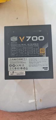 Nguồn máy tính Cooler Master V700 giá 750k