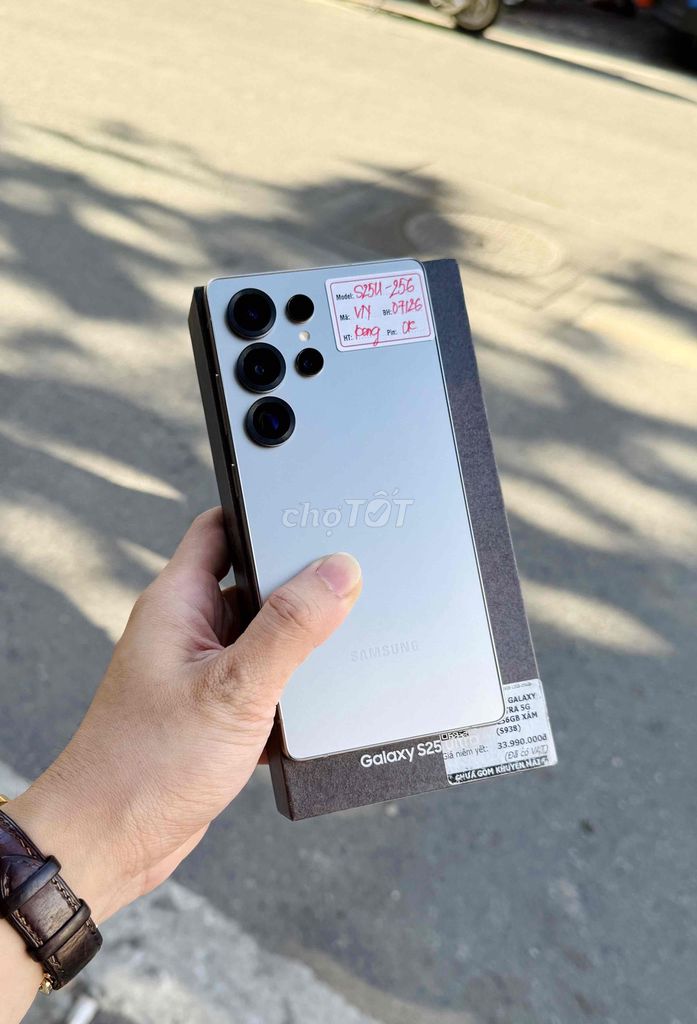 Samsung S25Ultra VN 12/256GB Fullbox còn bảo hành. Mua bán Điện thoại tại Quận Đống Đa Hà Nội được đăng bởi Lâm Bảo Tuyên hình 1