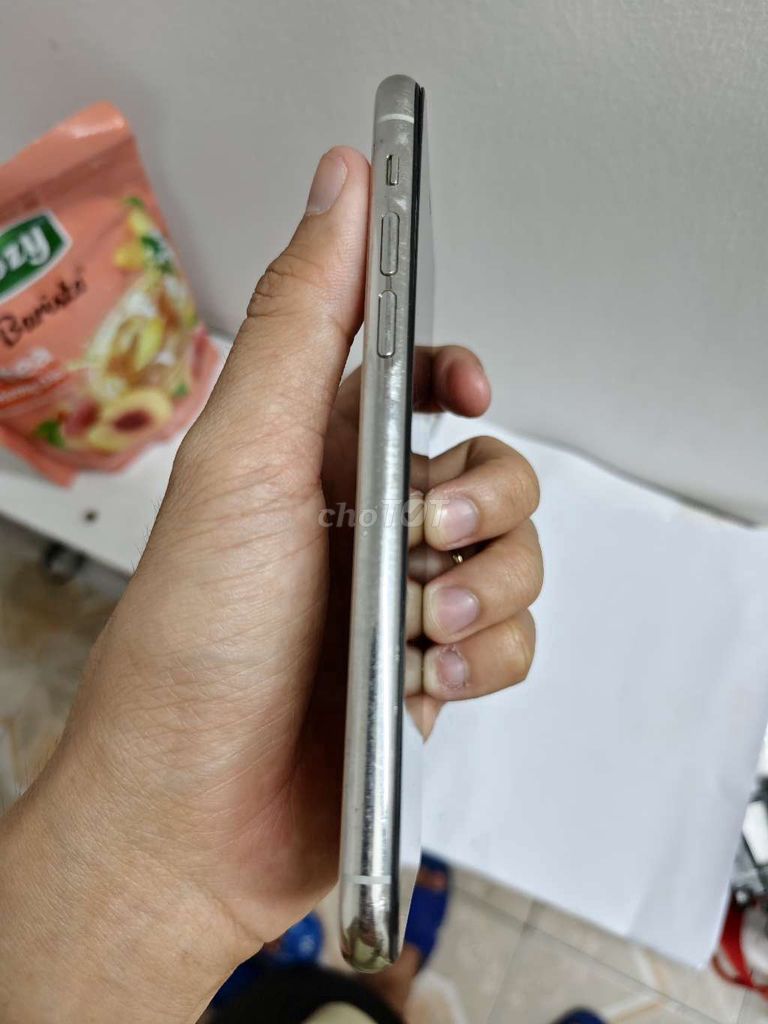iPhone 11 Pro 64GB Trắng. Mua bán Điện thoại tại Quận Cẩm Lệ Đà Nẵng được đăng bởi Nguyễn Vũ hình 1