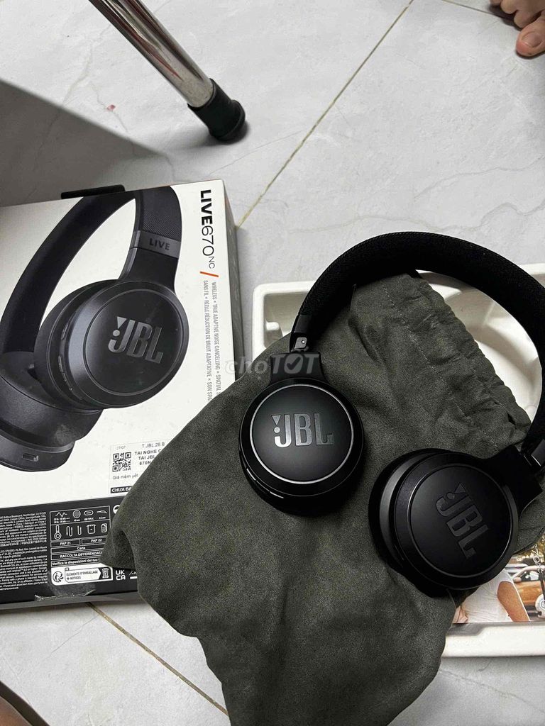 THANH LÝ TAI NGHE JBL 670NC FULL BOX - LIKE NEW. Mua bán Tivi, Âm thanh tại Quận Tân Bình Tp Hồ Chí Minh được đăng bởi Mô Em hình 1