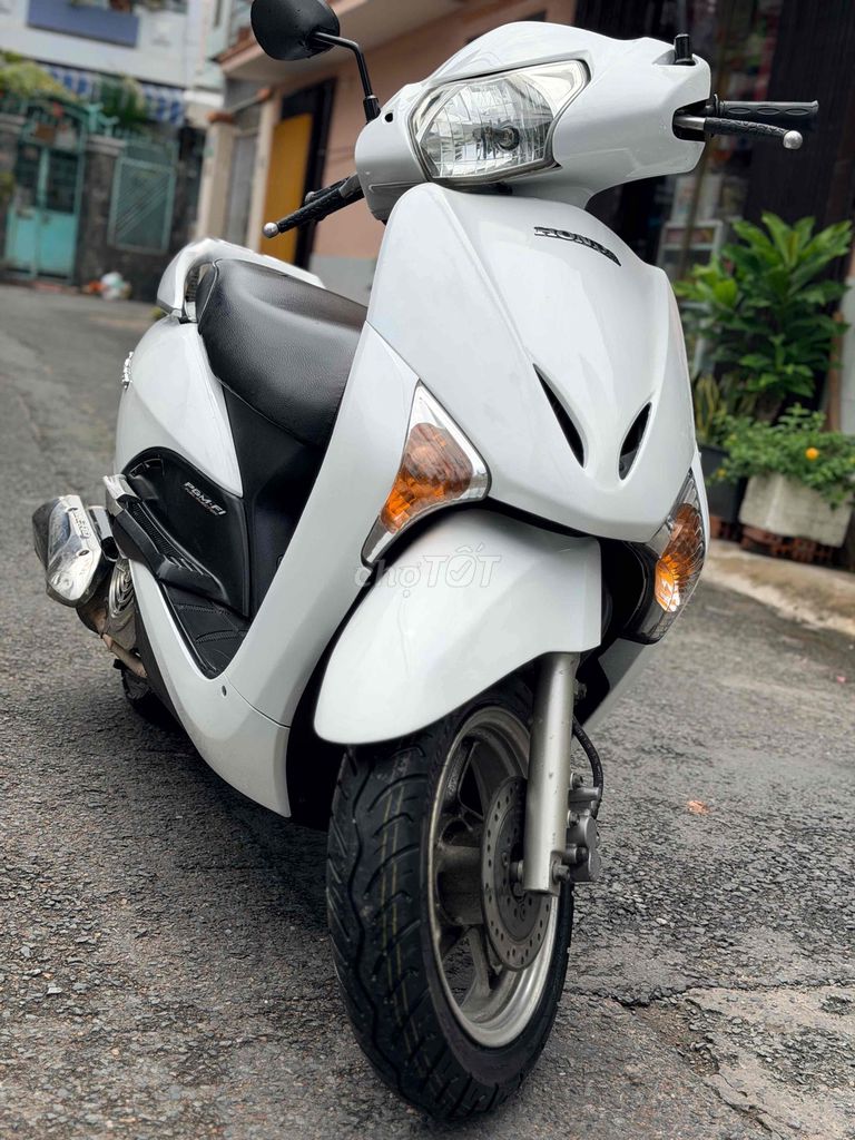 Honda Lead 110cc Fi Красно-черный