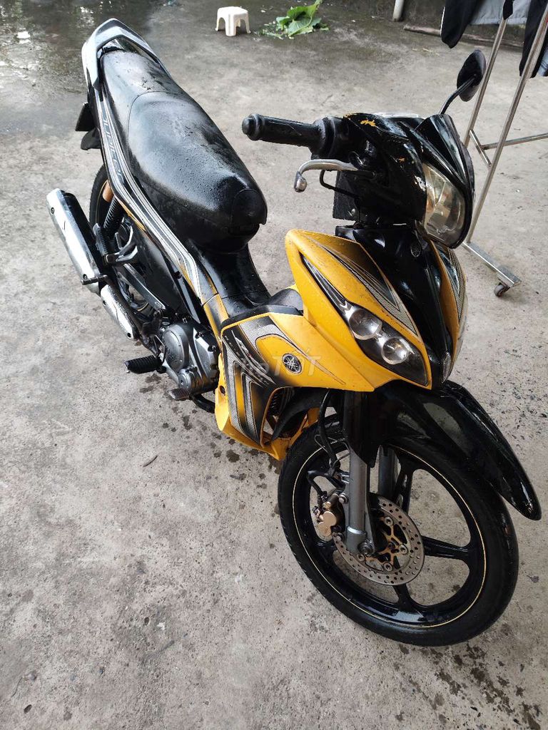 Yamaha Jupiter Gravita 2011 Vàng đen. Mua bán Xe máy tại Huyện Thuỷ Nguyên Hải Phòng được đăng bởi Nguyễn Thuyết hình 1