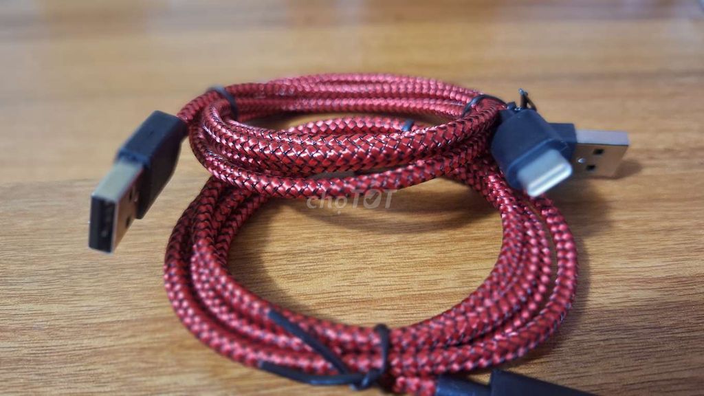Cáp sạc USB-C Dây dù 1m Đỏ. Mua bán Phụ kiện (Màn hình, Chuột...) tại Huyện Hòa Vang Đà Nẵng được đăng bởi YoChu Thảm  hình 1