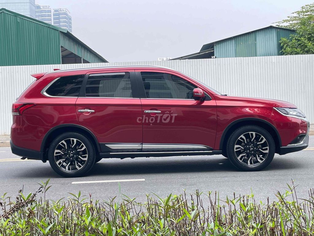 Mitsubishi Outlander 2020 bản Pre Special Edition. Mua bán Ô tô tại Quận Cầu Giấy Hà Nội được đăng bởi Mr Hiếu  hình 8