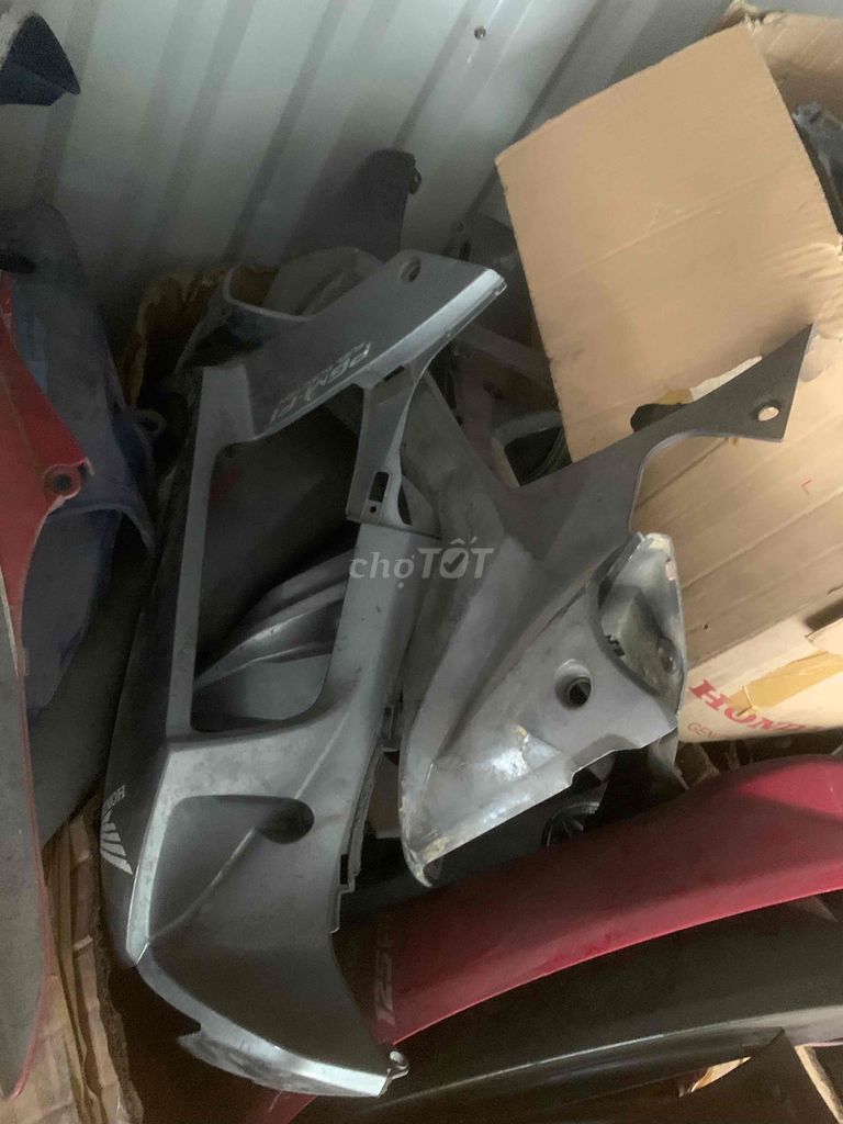 còn ít nhựa rin xe máy và nhựa nhám các loại lẻ. Mua bán Phụ tùng xe tại Quận 11 Tp Hồ Chí Minh được đăng bởi nguyenxuanthinh quận tân phú  hình 4