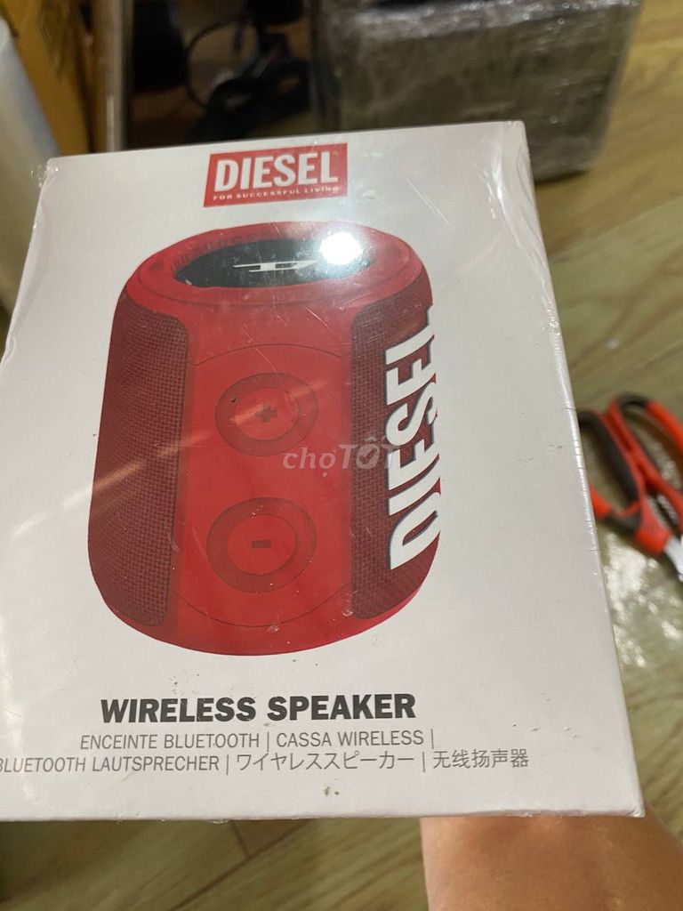 Loa không dây Diesel Đỏ. Mua bán Tivi, Âm thanh tại Huyện Trà Ôn Vĩnh Long được đăng bởi maximura hình 1