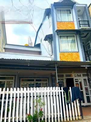 BÁN GẤP NHÀ GẦN MẶT TIỀN VẠN HẠNH - PHƯỜNG 7 - 13 PHÒNG - CHỈ 10,5 TỶ. Mua bán nhà ở tại Thành phố Đà Lạt Lâm Đồng được đăng bởi Nguyễn Anh