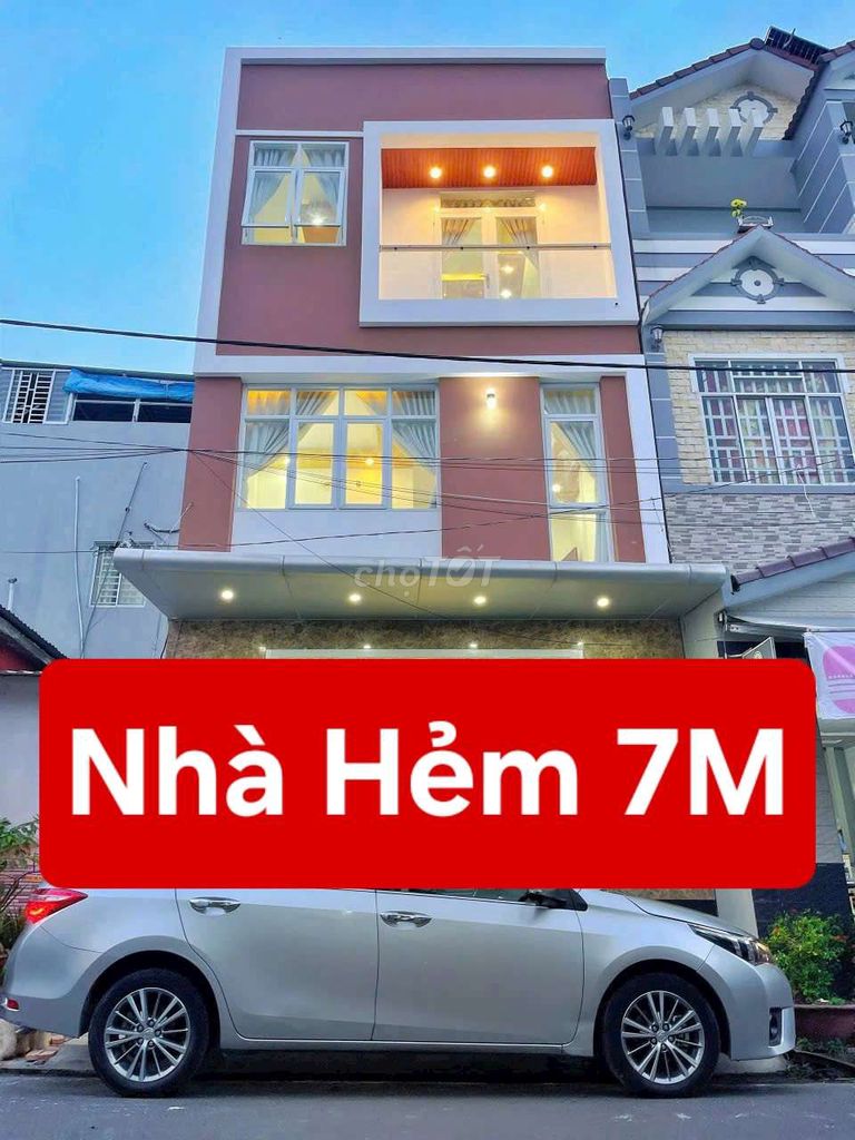 NHÀ 2 LẦU - HẺM 54 HÙNG VƯƠNG