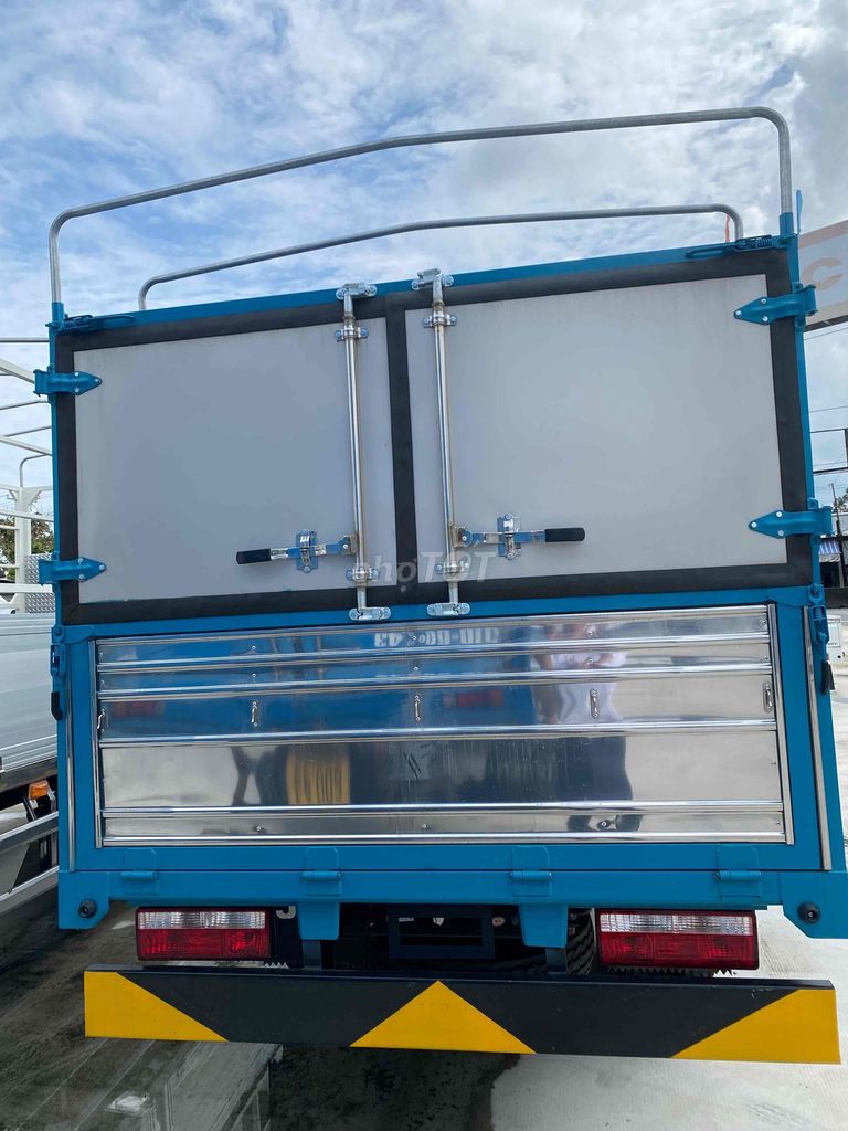 CHIẾC XE MÀU XANH CHẠY RẤT LÀ NHANH - JAC N250 PRO. Mua bán Xe tải, xe ben tại Huyện Châu Thành A Hậu Giang được đăng bởi Thành Ô Tô Tây Đô hình 4