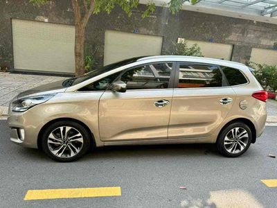 KIA RONDO 2.0 GATH - BẢN FULL CỬA NÓC GHẾ ĐIỆN