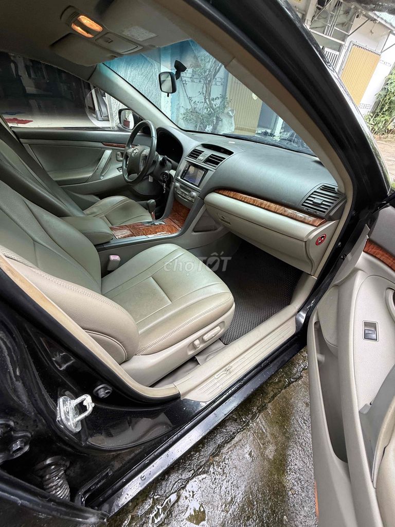 Toyota Camry 2008 2.4G - 159000 km. Mua bán Ô tô tại Huyện Trảng Bom Đồng Nai được đăng bởi Khanh Lê hình 4