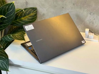 Samsung book 1 core i7 thế hệ 11 đời mới 2021. Mua bán Laptop tại Quận 10 Tp Hồ Chí Minh được đăng bởi thông