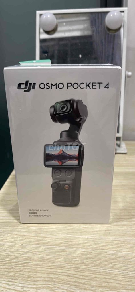 DJI Osmo Pocket 4 Creator Combo Mới Nguyên Seal. Mua bán Máy ảnh, Máy quay tại Quận 8 Tp Hồ Chí Minh được đăng bởi Toàn Đinh hình 1
