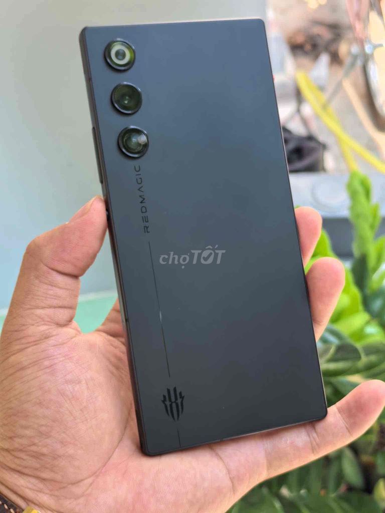 Redmagic 10 air quốc tế 12/256GB Snap 8 gen 3 Pin. Mua bán Điện thoại tại Thành phố Buôn Ma Thuột Đắk Lắk được đăng bởi Xuân Tr hình 1