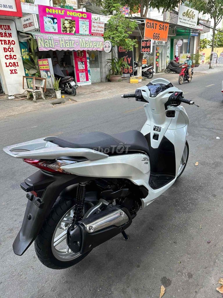 SH300i 2019 chữ T 1 chủ xe chuẩn nguyên rin. Mua bán Xe máy tại Quận Cái Răng Cần Thơ được đăng bởi Cửa Hàng Xe Máy Quang Sang hình 8