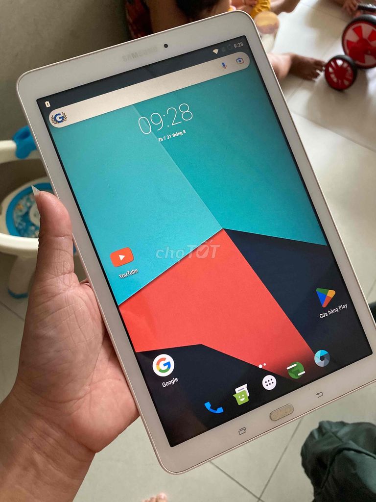 Tab E T561Y zin 10inch. pin ngon. android 6.0