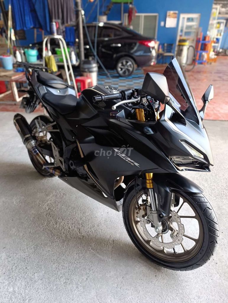 CBR150 Đen tem vàng đồng mới 95%. Mua bán Xe máy tại Thành phố Thuận An Bình Dương được đăng bởi quang hình 5