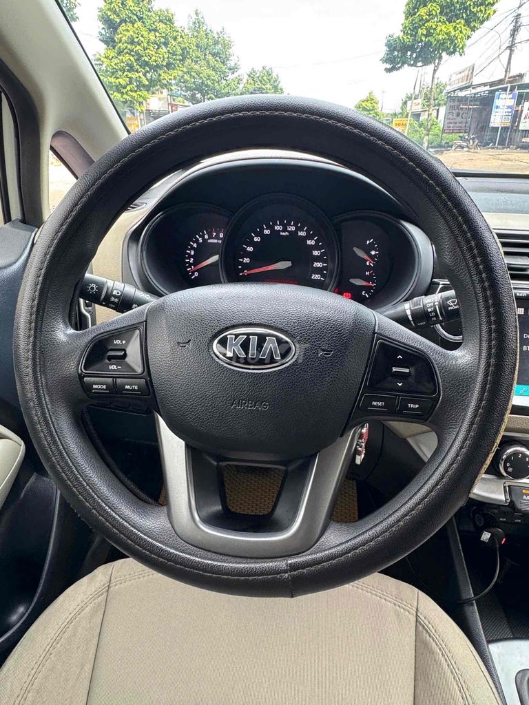 Kia Rio 2015 1.4 AT Sedan - 100000 km. Mua bán Ô tô tại Thành phố Pleiku Gia Lai được đăng bởi Dinh Trung  hình 14