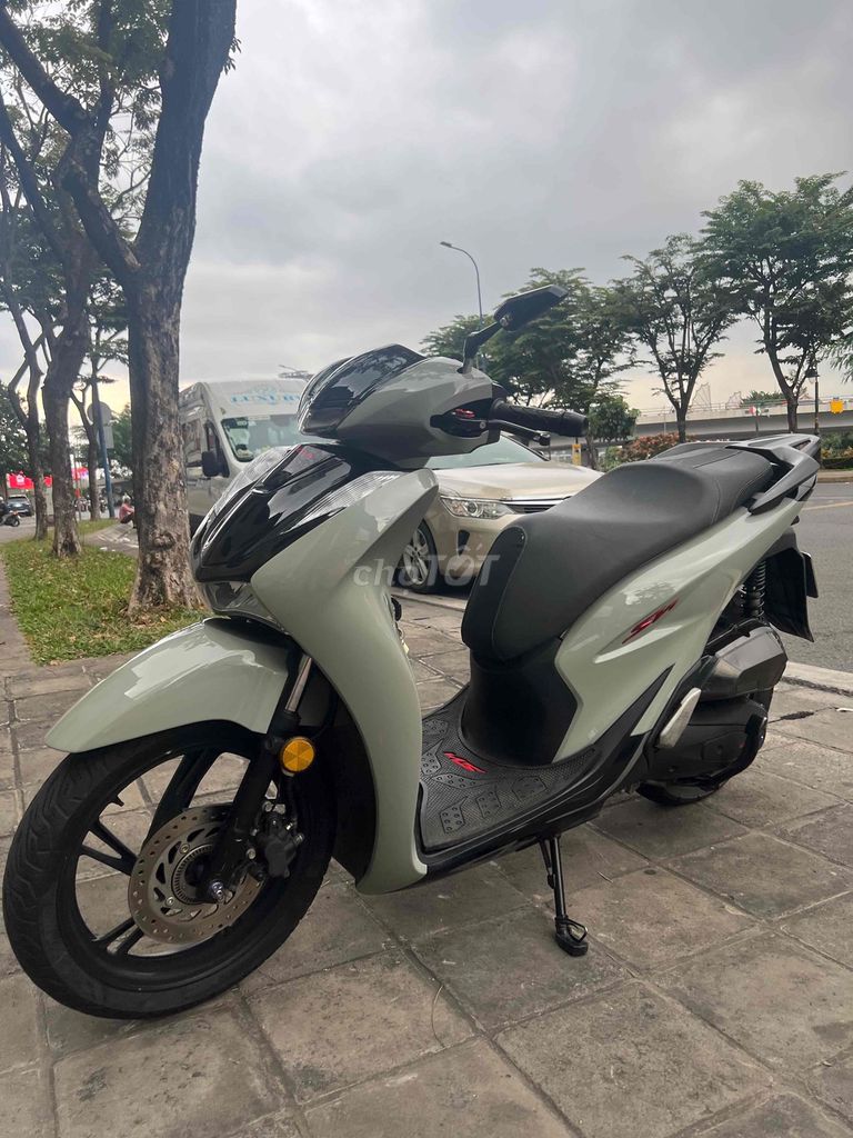 SH 150 ABS xám xi măng BSTP chính chủ. Mua bán Xe máy tại Quận 10 Tp Hồ Chí Minh được đăng bởi Nam hà hình 4