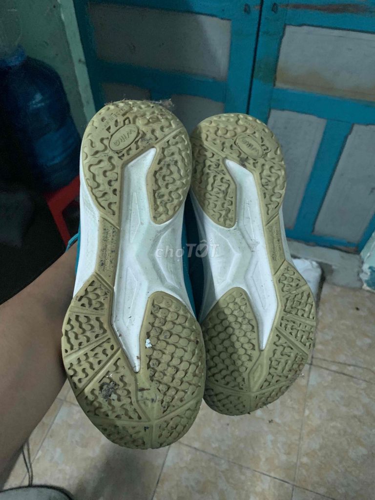 Giày cầu lông Wika 42 Xanh ngọc Unisex. Mua bán Giày dép tại Huyện Bến Lức Long An được đăng bởi Phúc Thịnh hình 1
