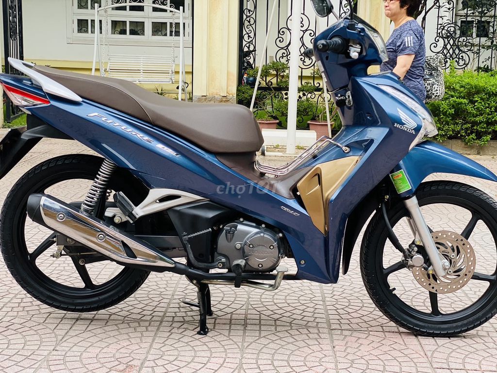 HONDA FUTURE 125 FI XANH ĐÁ ĐÈN LED ĐỜI MỚI 2023. Mua bán Xe máy tại Quận Cầu Giấy Hà Nội được đăng bởi TUẤN MINH hình 6