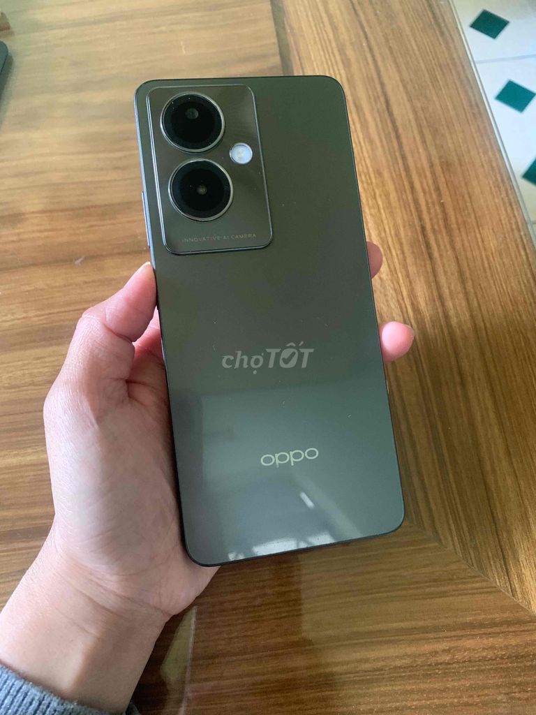 Oppo A79 5G đen 256G/8G BH 2 tháng mới 99%