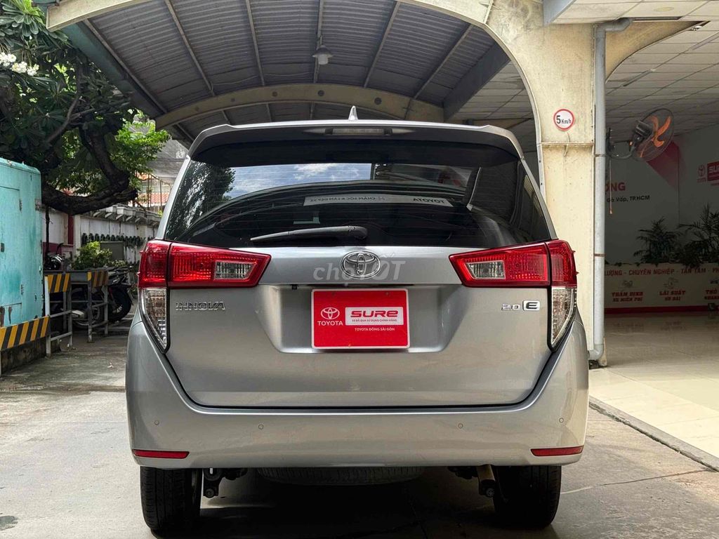 Toyota Innova E МКПП 2021 — Торг, кредит от банка 65%