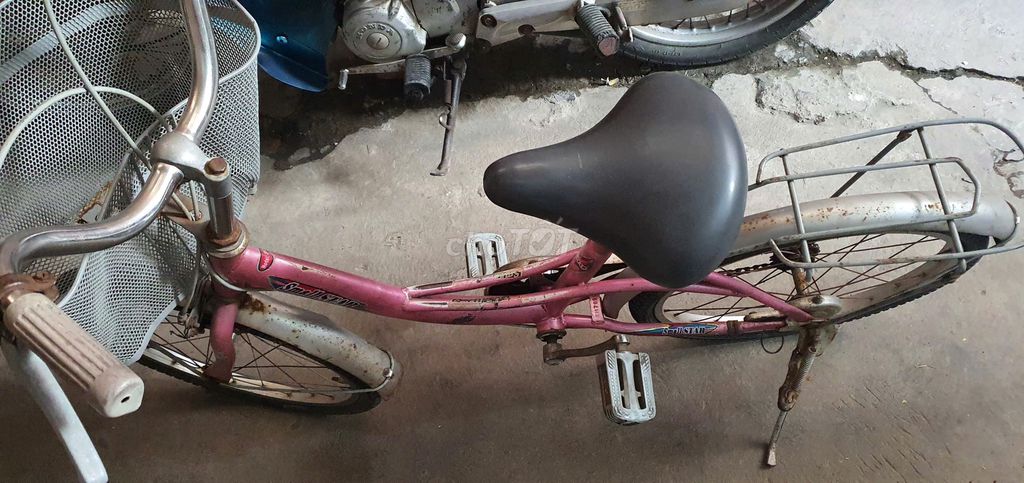 Xe đạp trẻ em 20 inch. Mua bán Xe đạp tại Quận Long Biên Hà Nội được đăng bởi Thanh Hoa hình 2