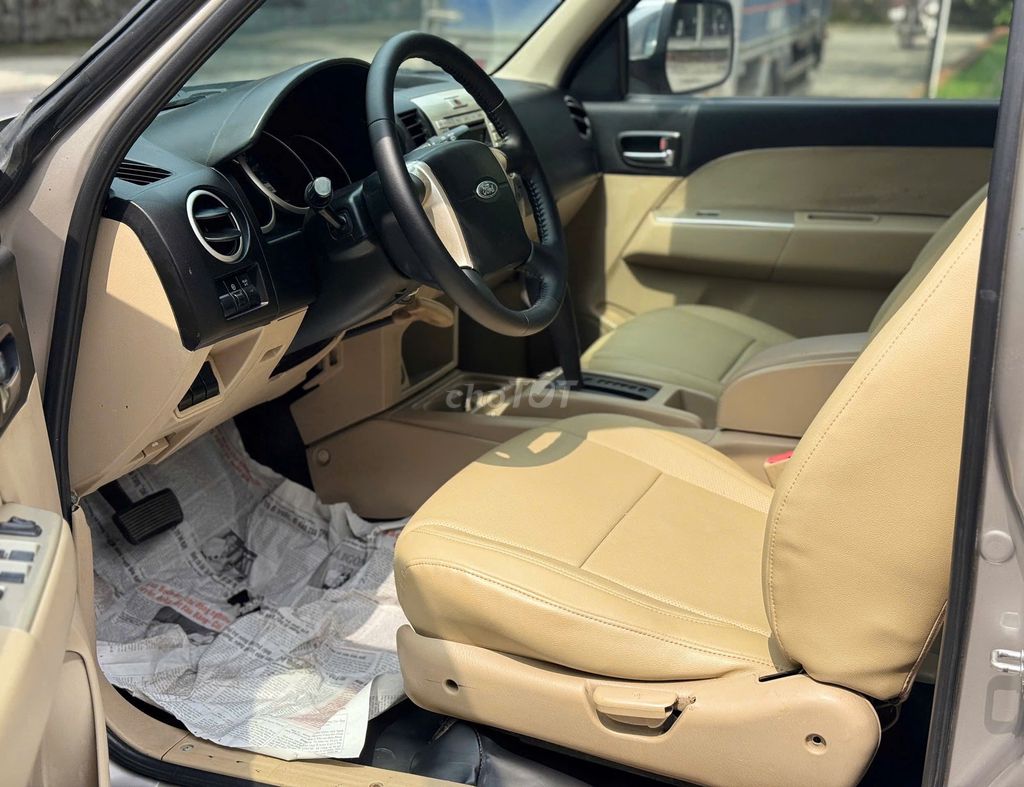 FORD EVEREST 2009 MÁY DẦU SỐ TỰ ĐỘNG. Mua bán Ô tô tại Huyện Hóc Môn Tp Hồ Chí Minh được đăng bởi CHỢ Ô TÔ AN SƯƠNG hình 13