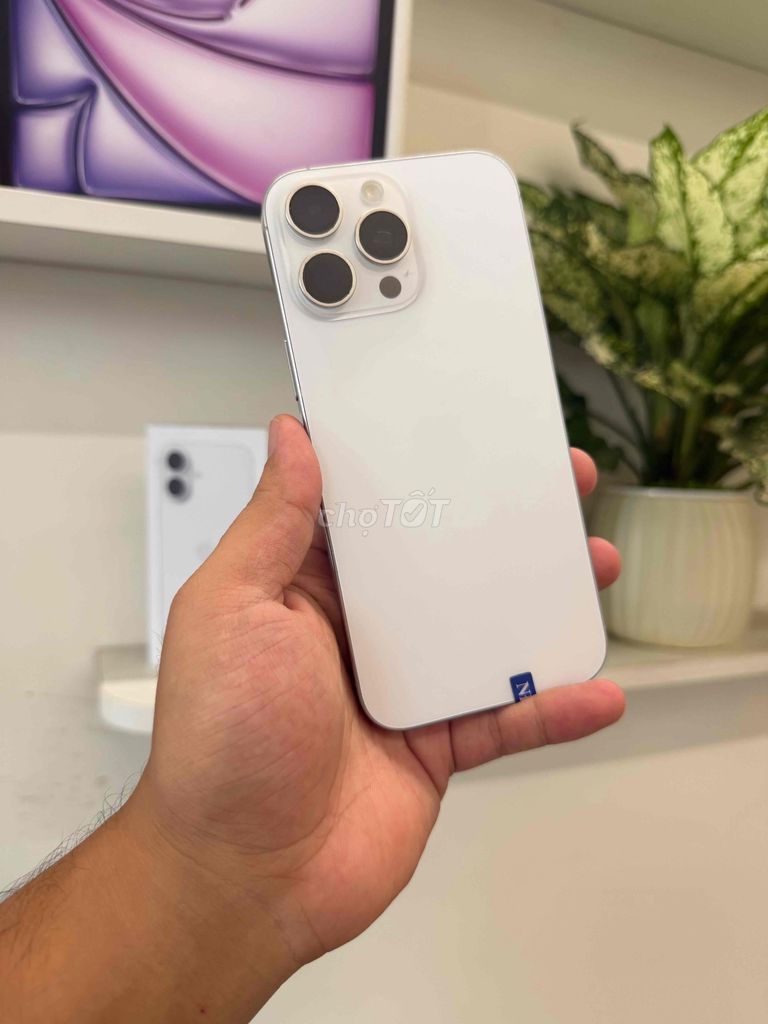 iPhone 16 Pro Max 256GB Trắng Zin all , giá tốt. Mua bán Điện thoại tại Quận Đống Đa Hà Nội được đăng bởi Hiếu hình 1