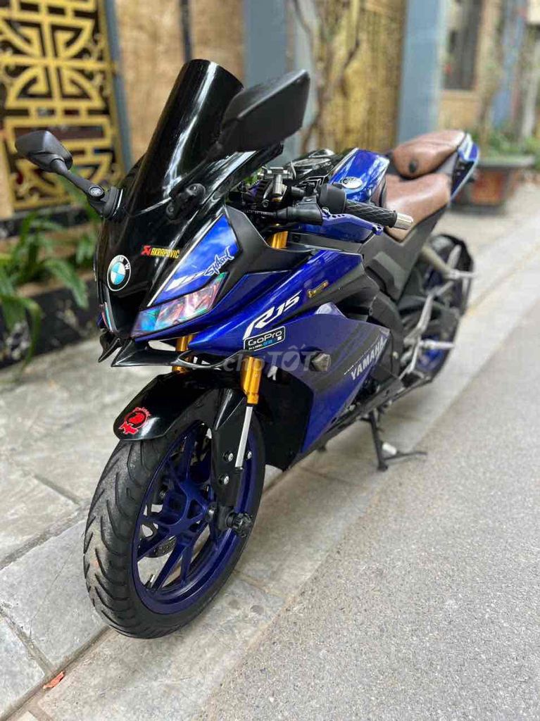 Yamaha R15 V3  biển số TP Xe đẹp nguyên bản đẹp. Mua bán Xe máy tại Quận Cầu Giấy Hà Nội được đăng bởi Tong motor xe may hình 1