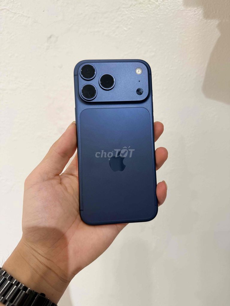 Apple iPhone 17 Pro Max 512GB Xanh. Mua bán Điện thoại tại Quận Ngô Quyền Hải Phòng được đăng bởi Vu Van Huy hình 1