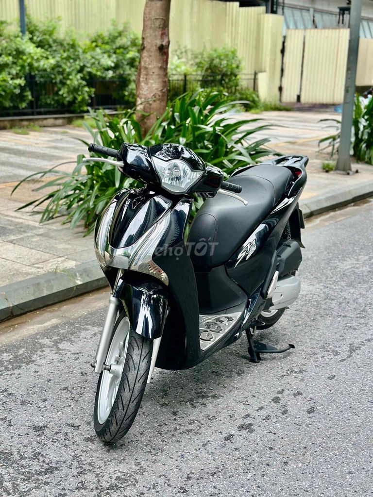 Продается автомобиль Honda SH 150 в Ханое