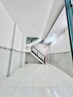 Townhouse 150 m² · 4 bed · Đường Vườn Lài , Phường An Phú Đông, Quận 12