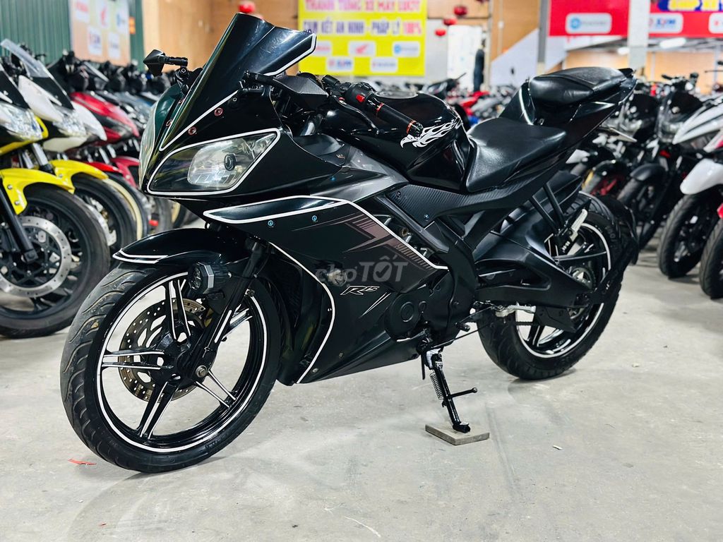 XE MÁYTHANH TÙNG_R15 V2 ĐEN XE ĐẸP MÁY ZIN CHẤT. Mua bán Xe máy tại Quận Nam Từ Liêm Hà Nội được đăng bởi THANH TÙNG hình 3