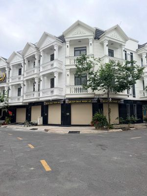 BÁN NHÀ PHỐ KINH DOANH SIÊU ĐẸP -SIÊU RẺ TẠI TRUNG TÂM LÁI THIÊU