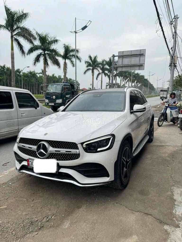 Mercedes Benz GLC 2021 300 4MATIC - 58000 km. Mua bán Ô tô tại Huyện Thường Tín Hà Nội được đăng bởi Thành Đạt hình 3