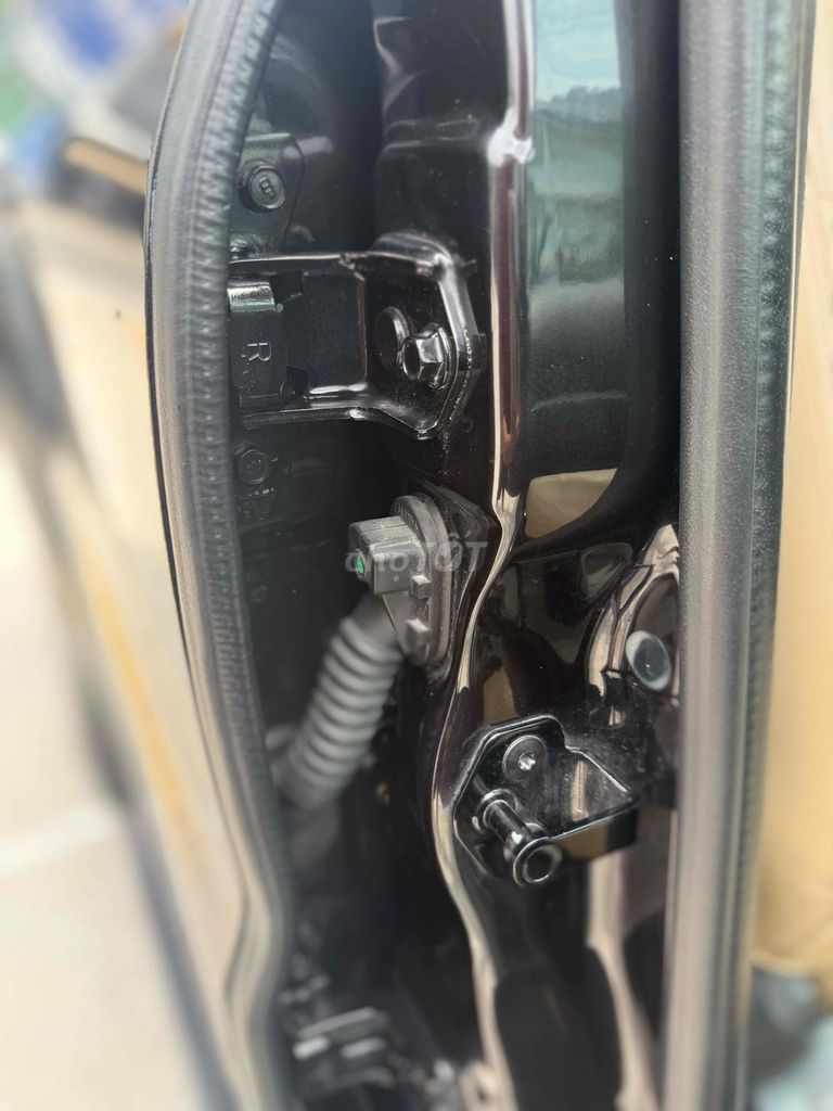 Ford Escape 2010 XLS 2.3L 4x2 AT - 118000 km. Mua bán Ô tô tại Thành phố Dĩ An Bình Dương được đăng bởi Ôtô cũ bình dương hình 6