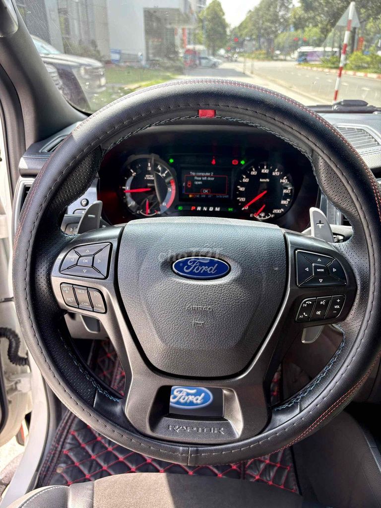 Ford Ranger 2020 RAPTOR  - 57000 km. Mua bán Ô tô tại Thành phố Thủ Dầu Một Bình Dương được đăng bởi Bình Dương ford hình 9