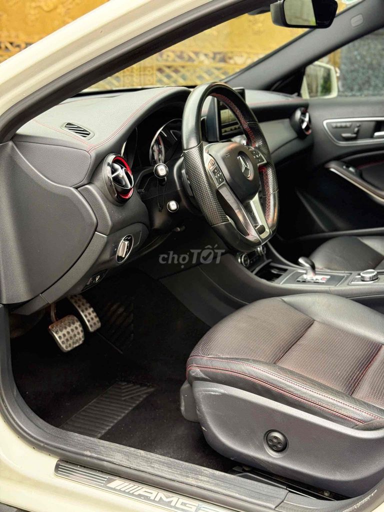 Mercedes Benz GLA Class 2015 AMG 45 4Matic - 88016. Mua bán Ô tô tại Quận 12 Tp Hồ Chí Minh được đăng bởi Le Thanh Tùng hình 5