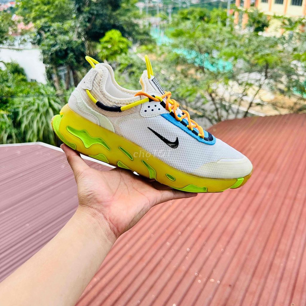 [CHÍNH HÃNG] [Mới 95%] Nike React Live, new 3tr8