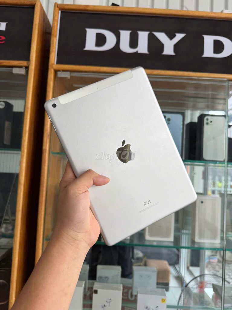 Ipad gen 5 dùng sim 4g wifi,có bán góp