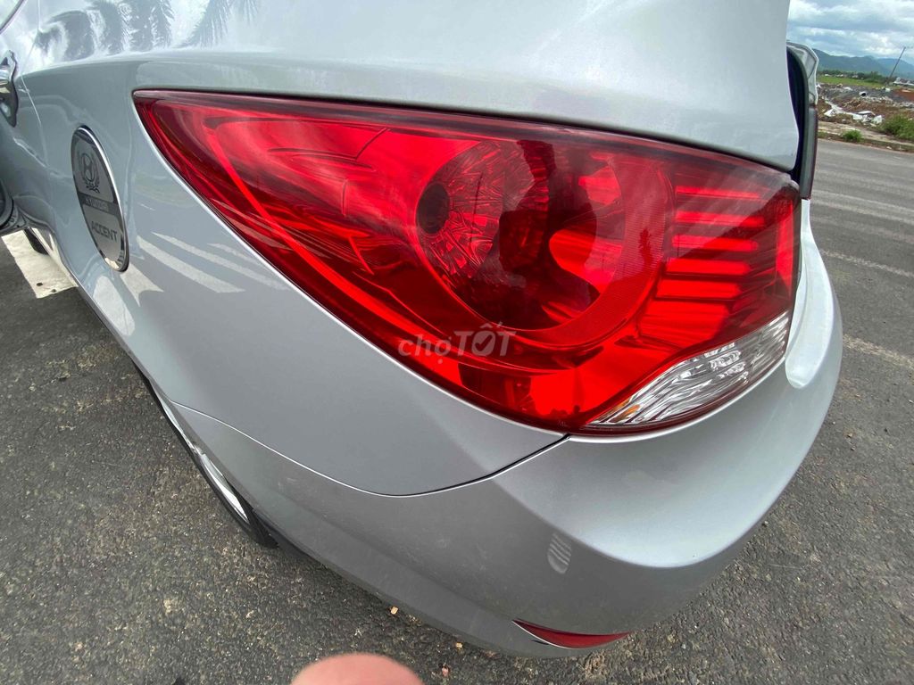 Hyundai Accent 2013 1.4 AT - 82000 km. Mua bán Ô tô tại Huyện Tây Hòa Phú Yên được đăng bởi lê thành chúng hình 9