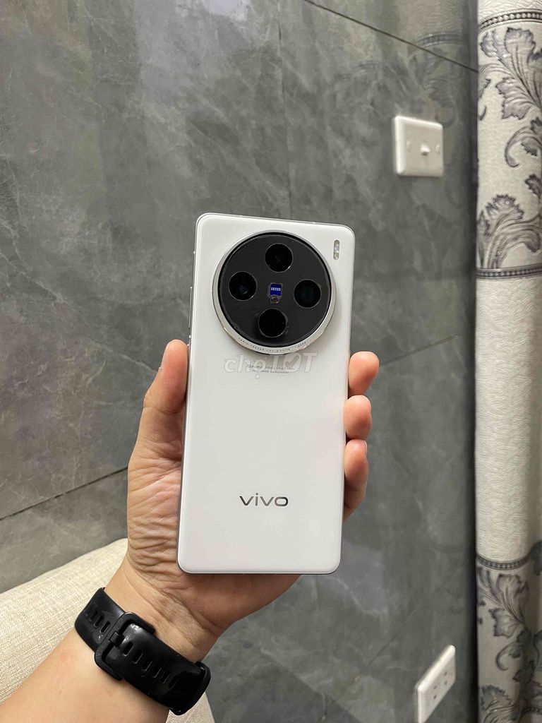 Vivo X100s 256GB Trắng. Mua bán Điện thoại tại Quận Hoàng Mai Hà Nội được đăng bởi Mạnh hình 1