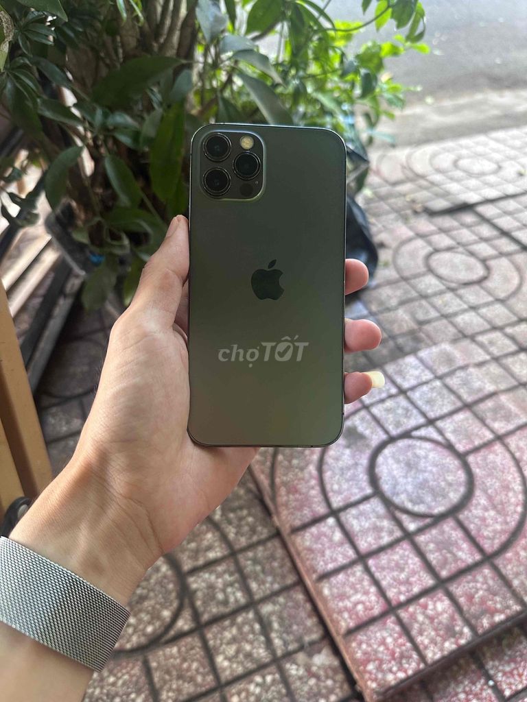 Apple iPhone 12 Pro 128GB Xám Quốc tế. Mua bán Điện thoại tại Thành phố Buôn Ma Thuột Đắk Lắk được đăng bởi Đoàn Đức Tuấn hình 1